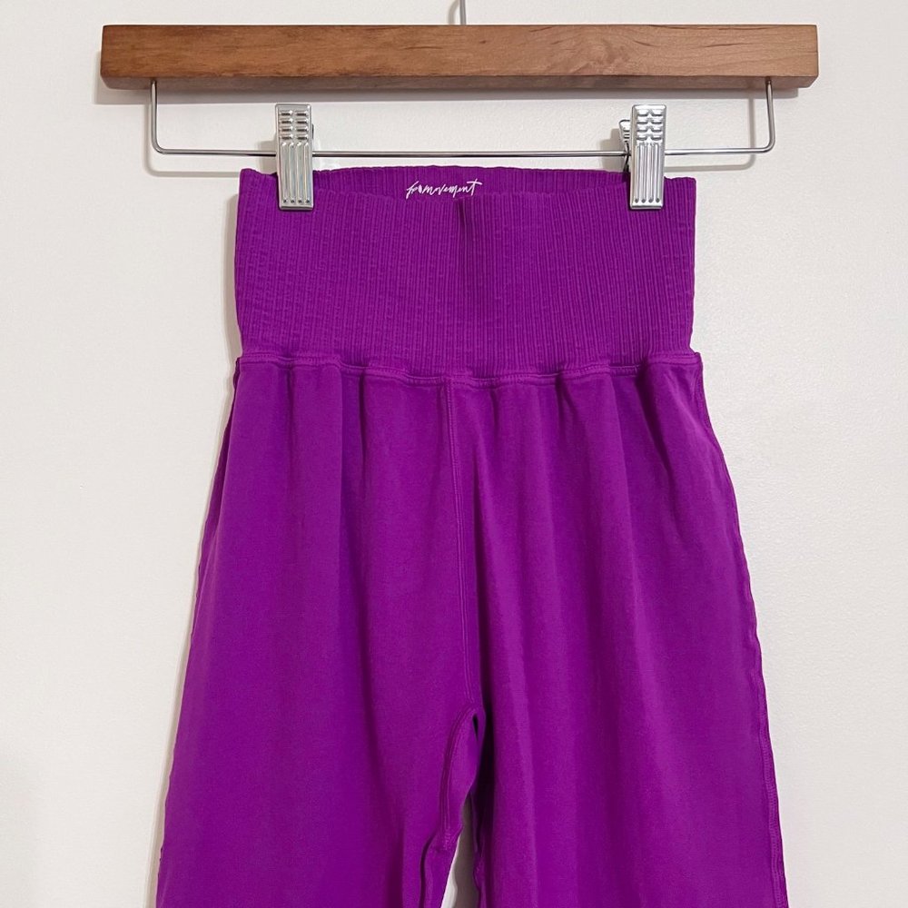 NWOT Free People Movement Good Karma Flare Leggings - Picture 4 of 5